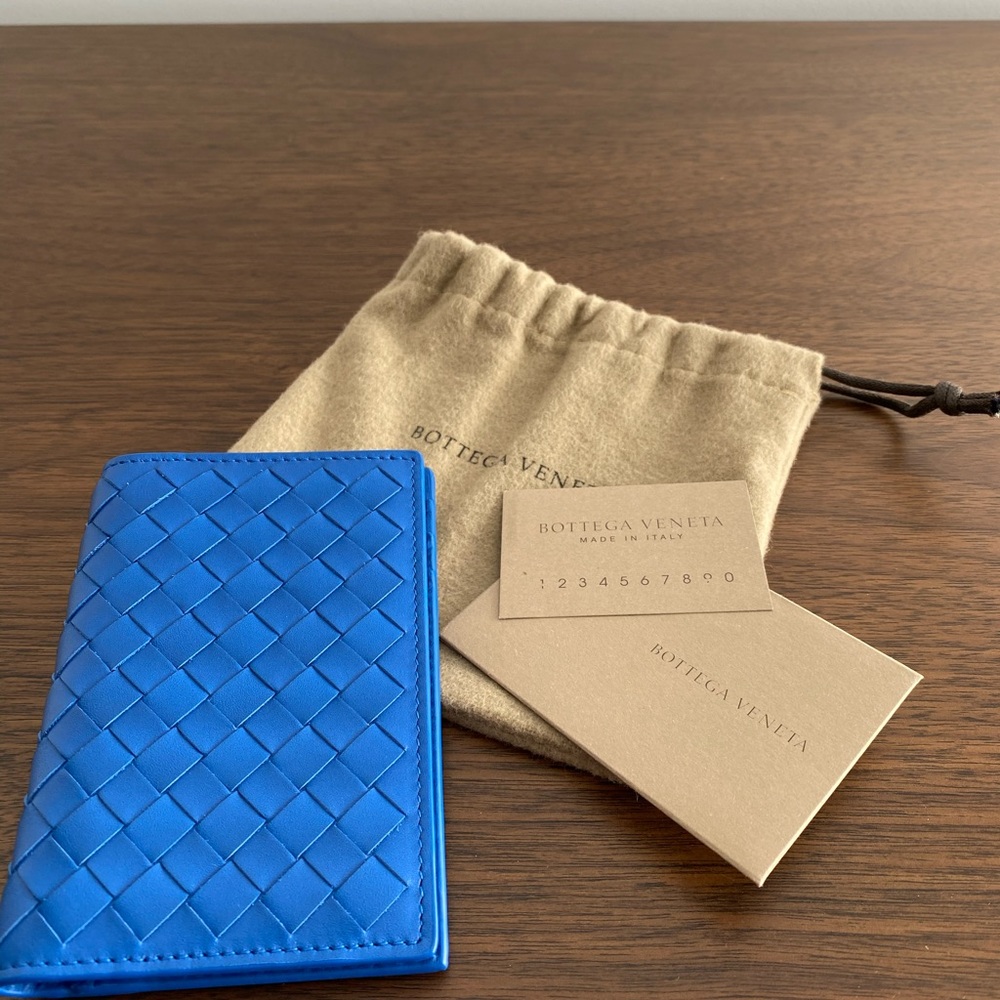Bottega Veneta Electric Blue Card Holder